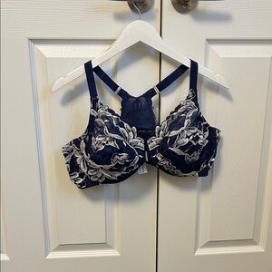 Elegant Navy and White Lace Bra